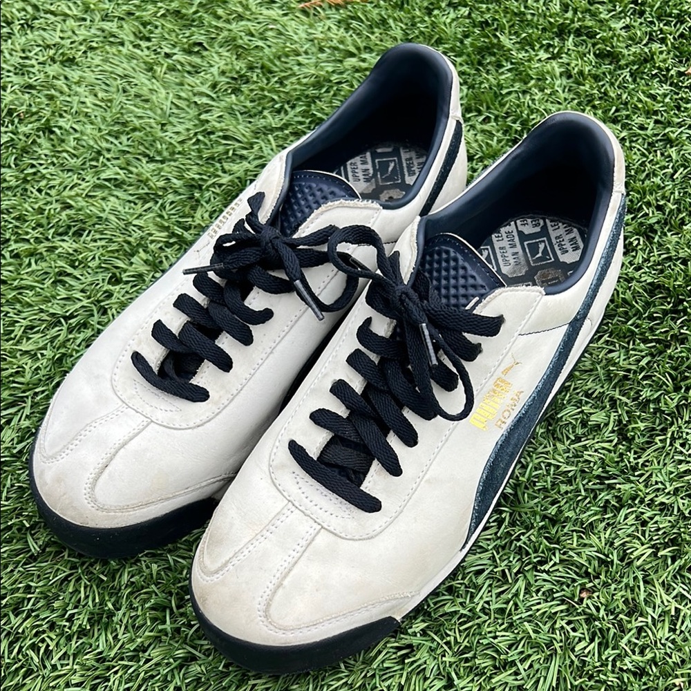 Puma Men's White and Black Shoes